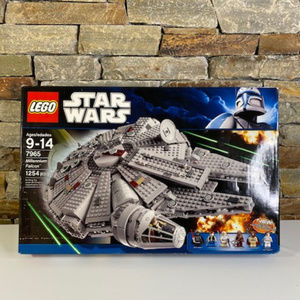 Lego Star Wars Millennium Falcon Model:7965